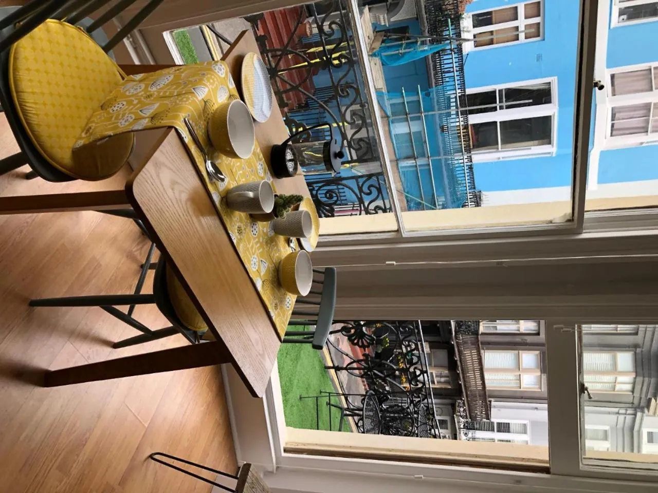 Striking Seaside One Bed Balcony Flat In Brighton Apartment 0*,  United Kingdom